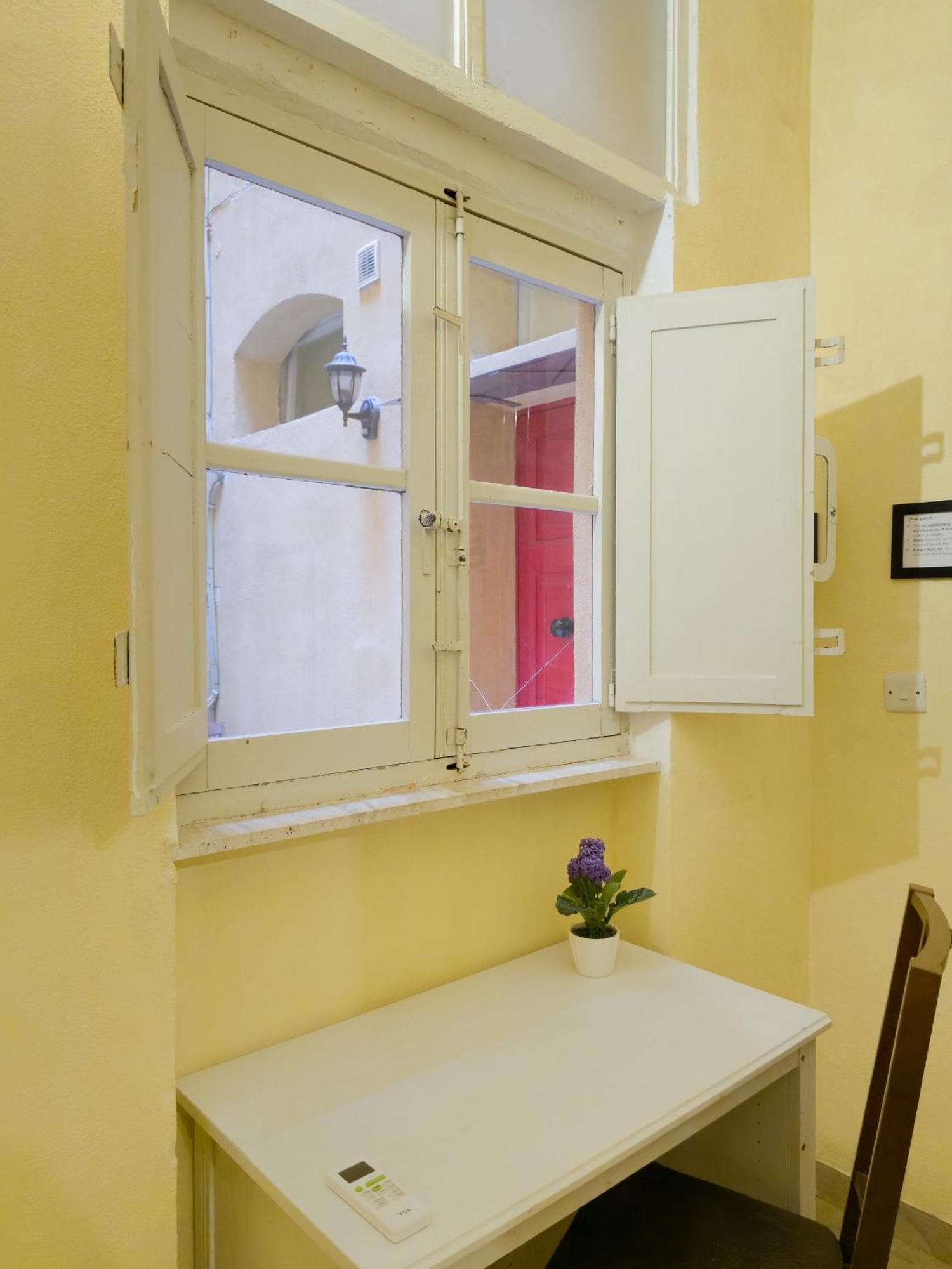 Valletta Main Street Apartment ภายนอก รูปภาพ